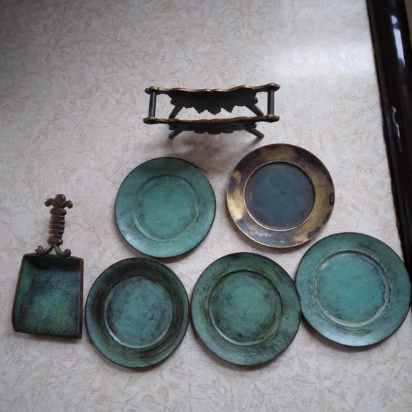 Coaster Set, Vintage, Metal (Copper/Brass?)with Matching Holder and Shovel - Picture 7 of 9